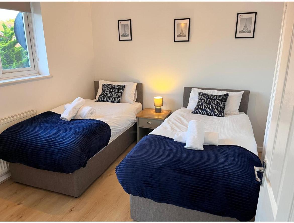 Kettering Service Accomodation 2Brh Freeparking Wifi Smart Tv Tea & Coffee Exteriér fotografie